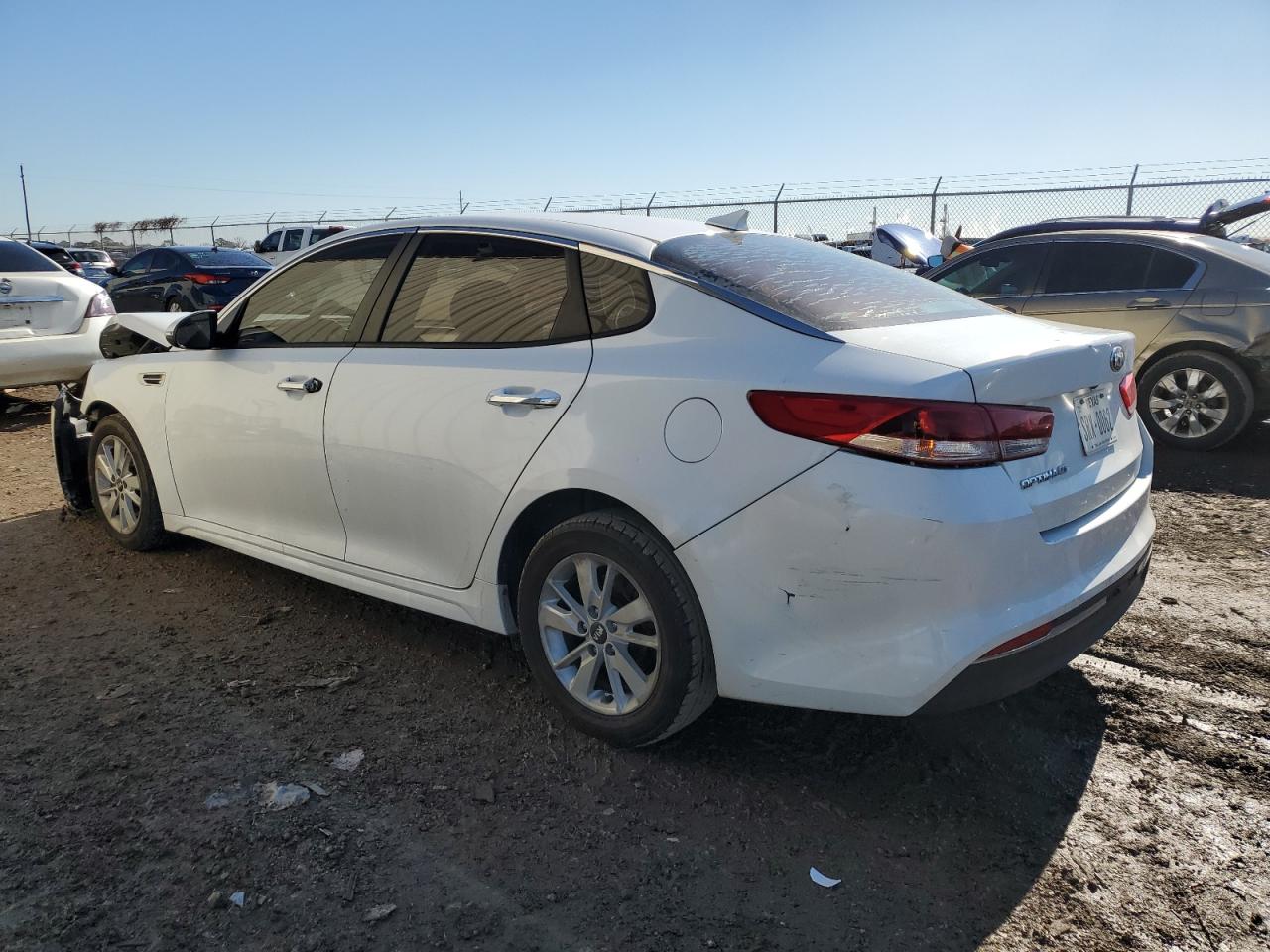 2018 KIA Optima VIN 5XXGT4L39JG199259 Copart auction photo, front end damage thumbnail 2