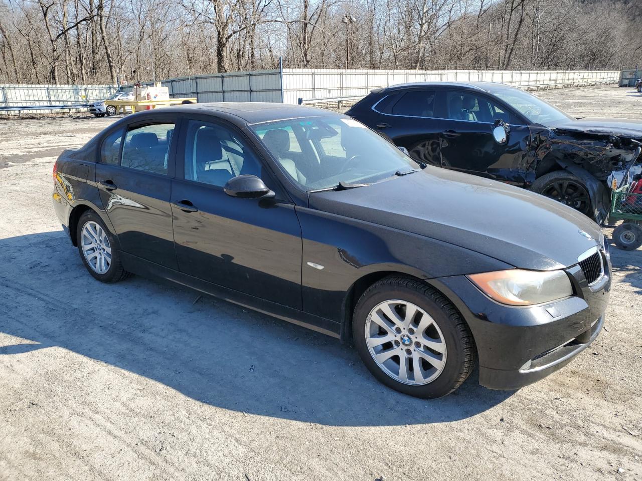 2006 BMW 3er VIN WBAVD13526KT79858 Copart auction photo, minor dent/scratches damage thumbnail 4