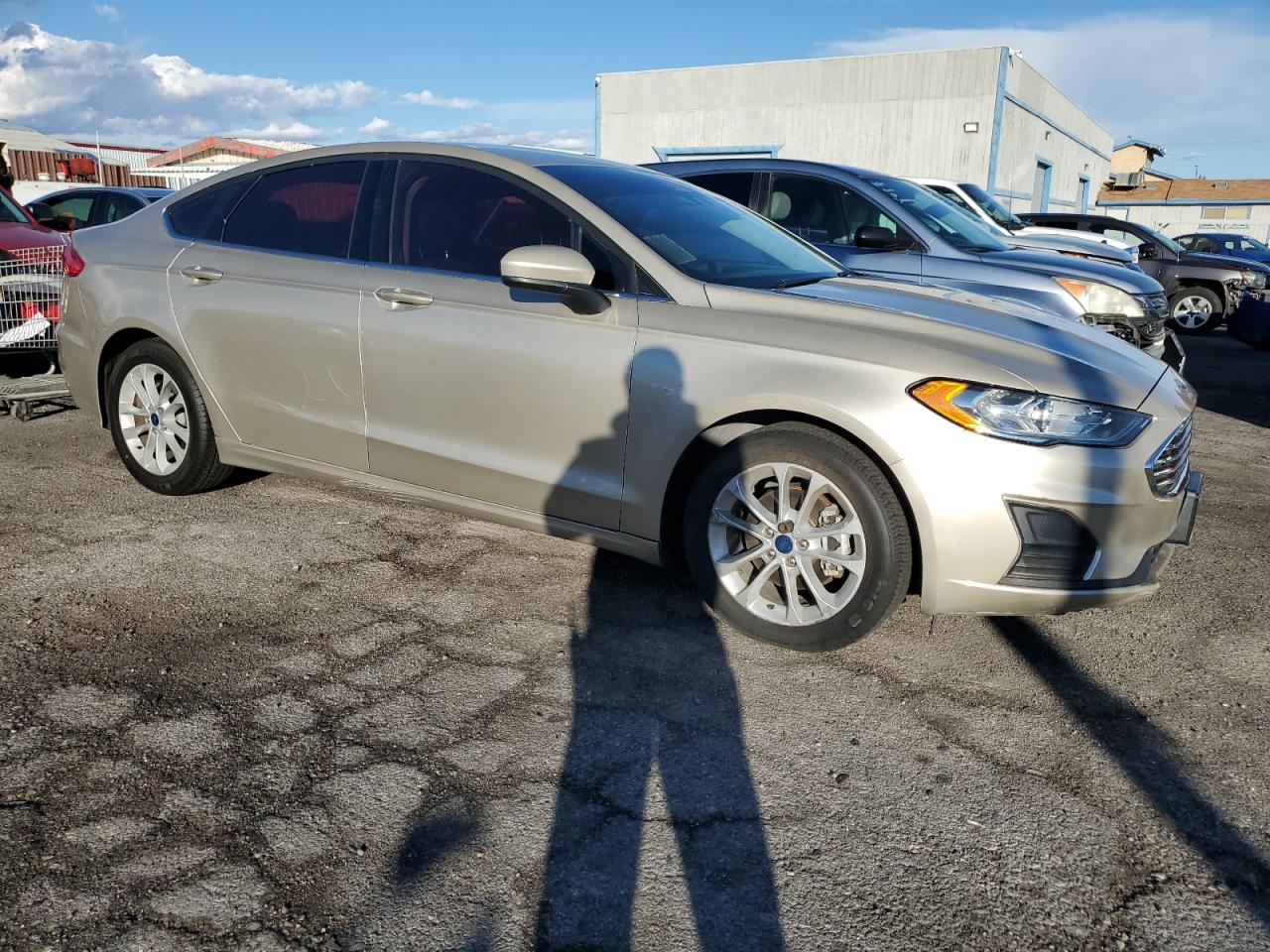 2019 Ford Fusion VIN 3FA6P0HD8KR173755 Copart auction photo, minor dent/scratches damage thumbnail 4