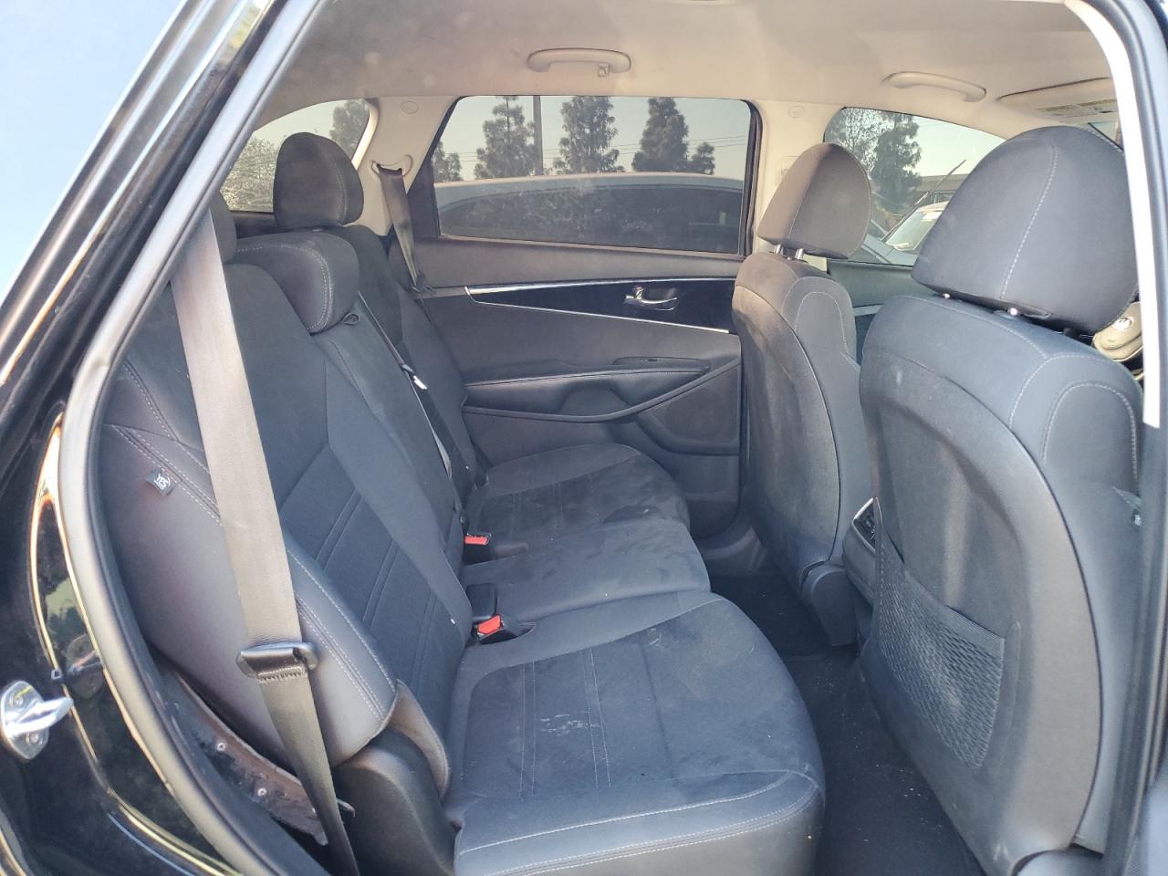 2019 KIA Sorento VIN 5XYPG4A37KG575560 Copart auction photo, front end / undercarriage damage thumbnail 10