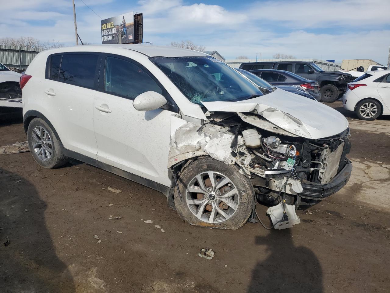2016 KIA Sportage VIN KNDPB3AC0G7794597 Copart auction photo, front end damage thumbnail 4