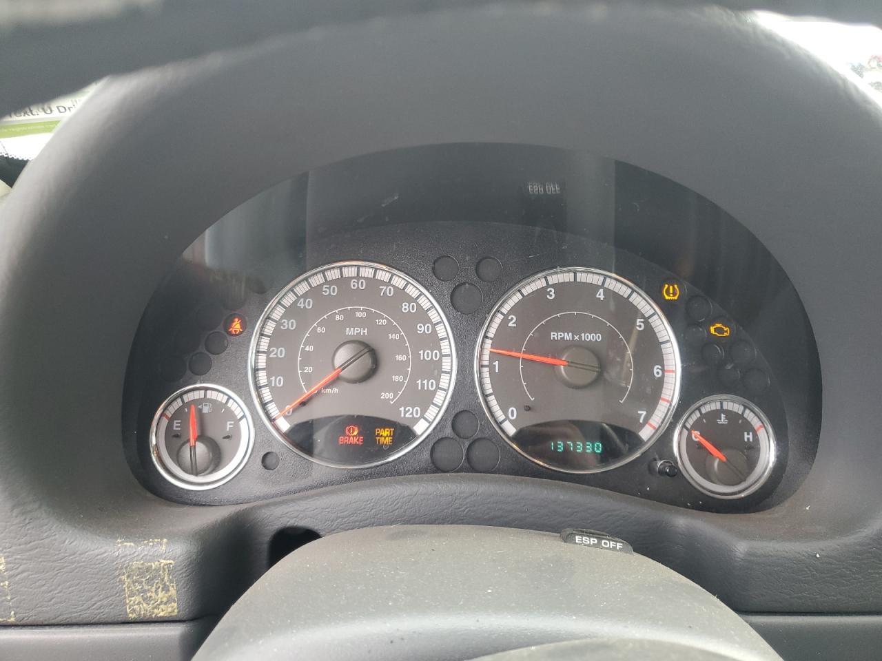 2007 Jeep Liberty (North America) VIN 1J4GL58K27W707157 Copart auction photo, front end damage thumbnail 9