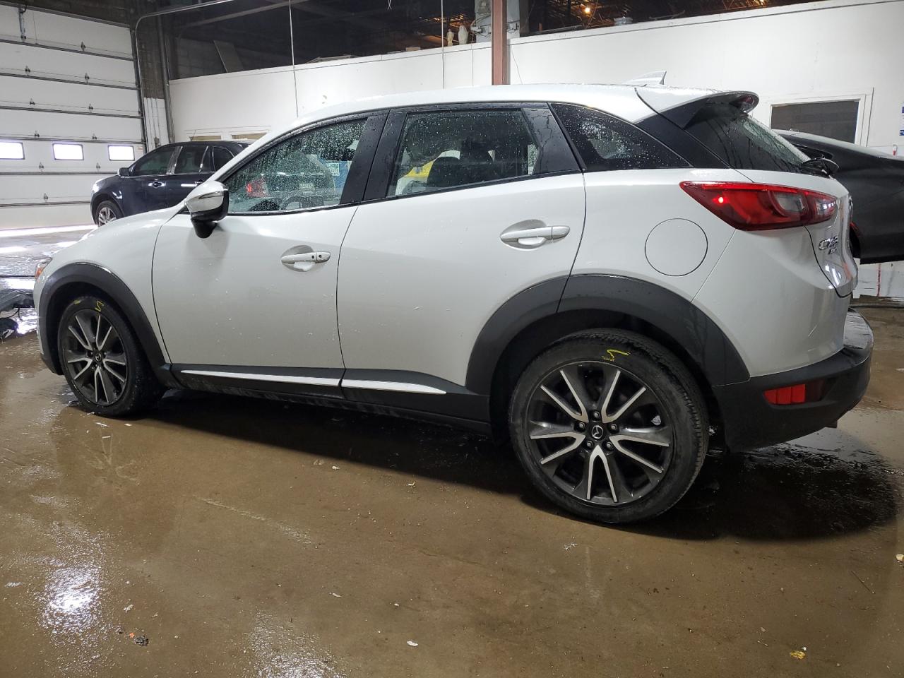 2016 Mazda CX-3 VIN JM1DKBD70G0104514 Copart auction photo, front end / side damage thumbnail 2