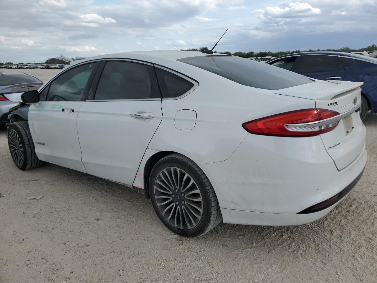2018 Ford Fusion VIN 3FA6P0RU1JR250091 Copart auction photo, front end / minor dent/scratches damage thumbnail 2