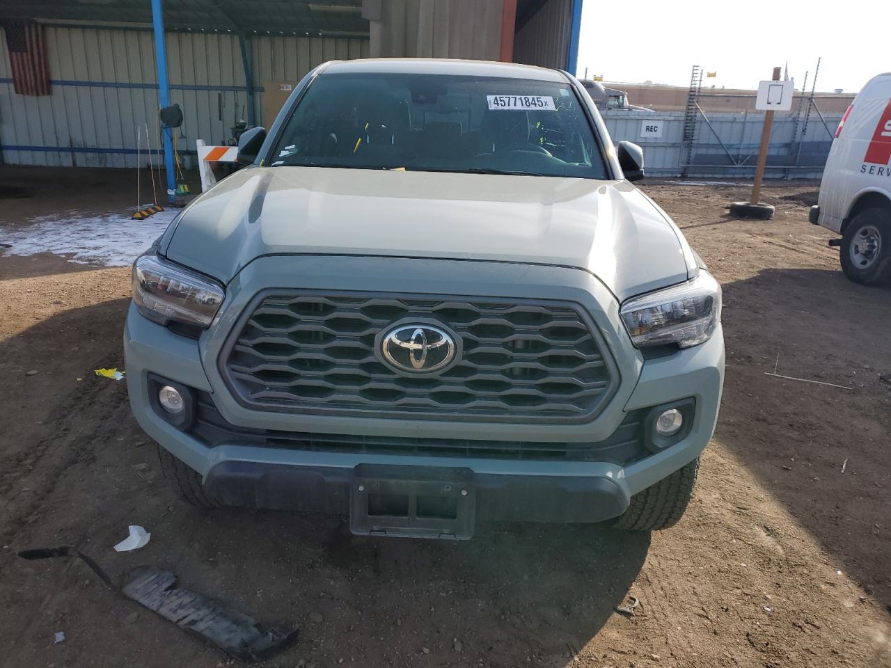2022 Toyota Tacoma VIN 3TMCZ5AN6NM529953 Copart auction photo, minor dent/scratches damage thumbnail 5
