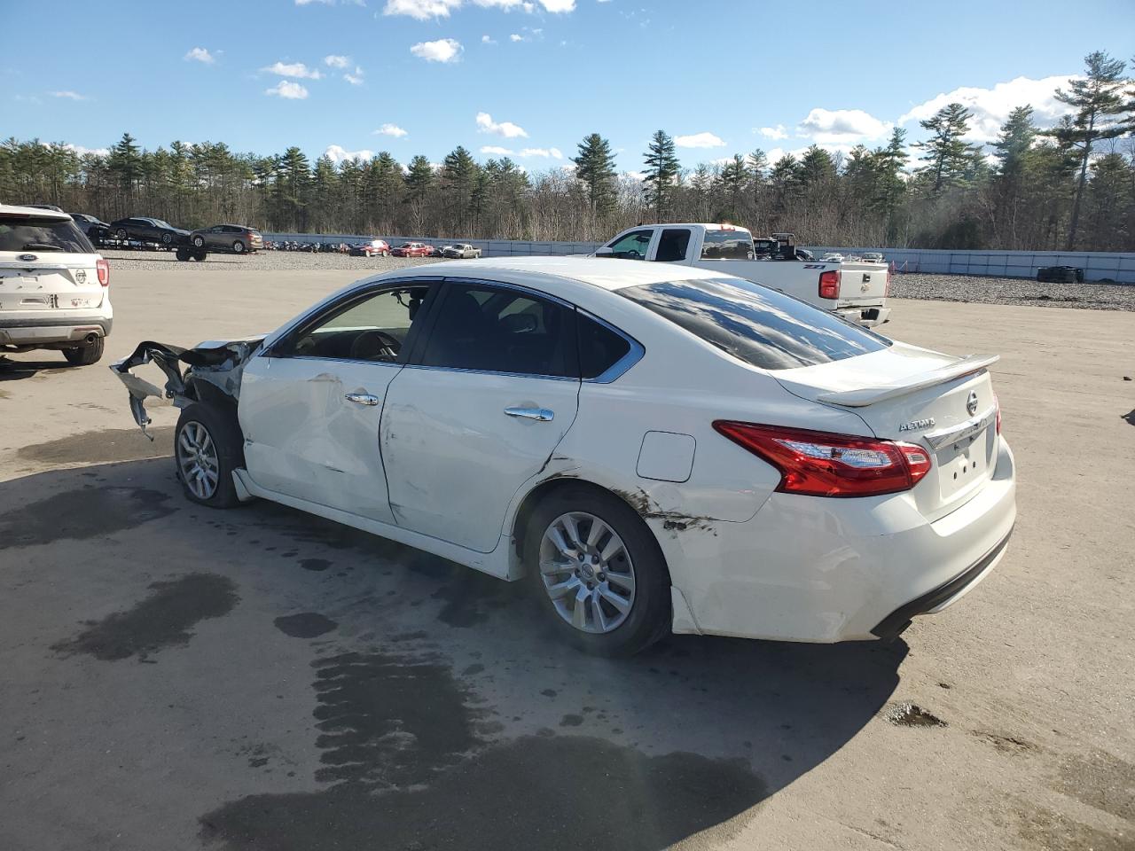 2017 Nissan Altima VIN 1N4AL3AP9HC279876 Copart auction photo, front end / side damage thumbnail 2