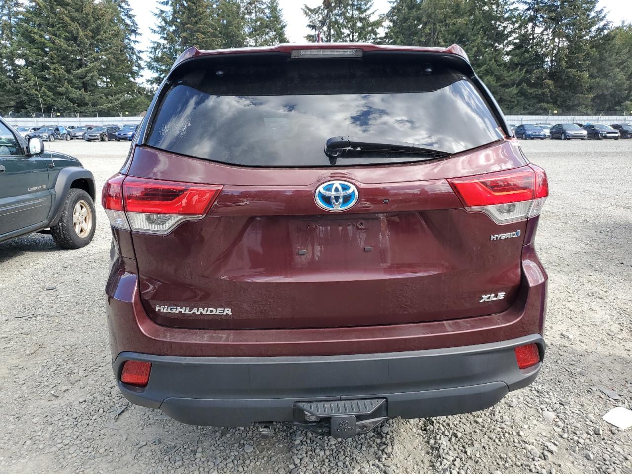 2019 Toyota Highlander VIN 5TDJGRFH8KS064112 Copart auction photo, minor dent/scratches damage thumbnail 6