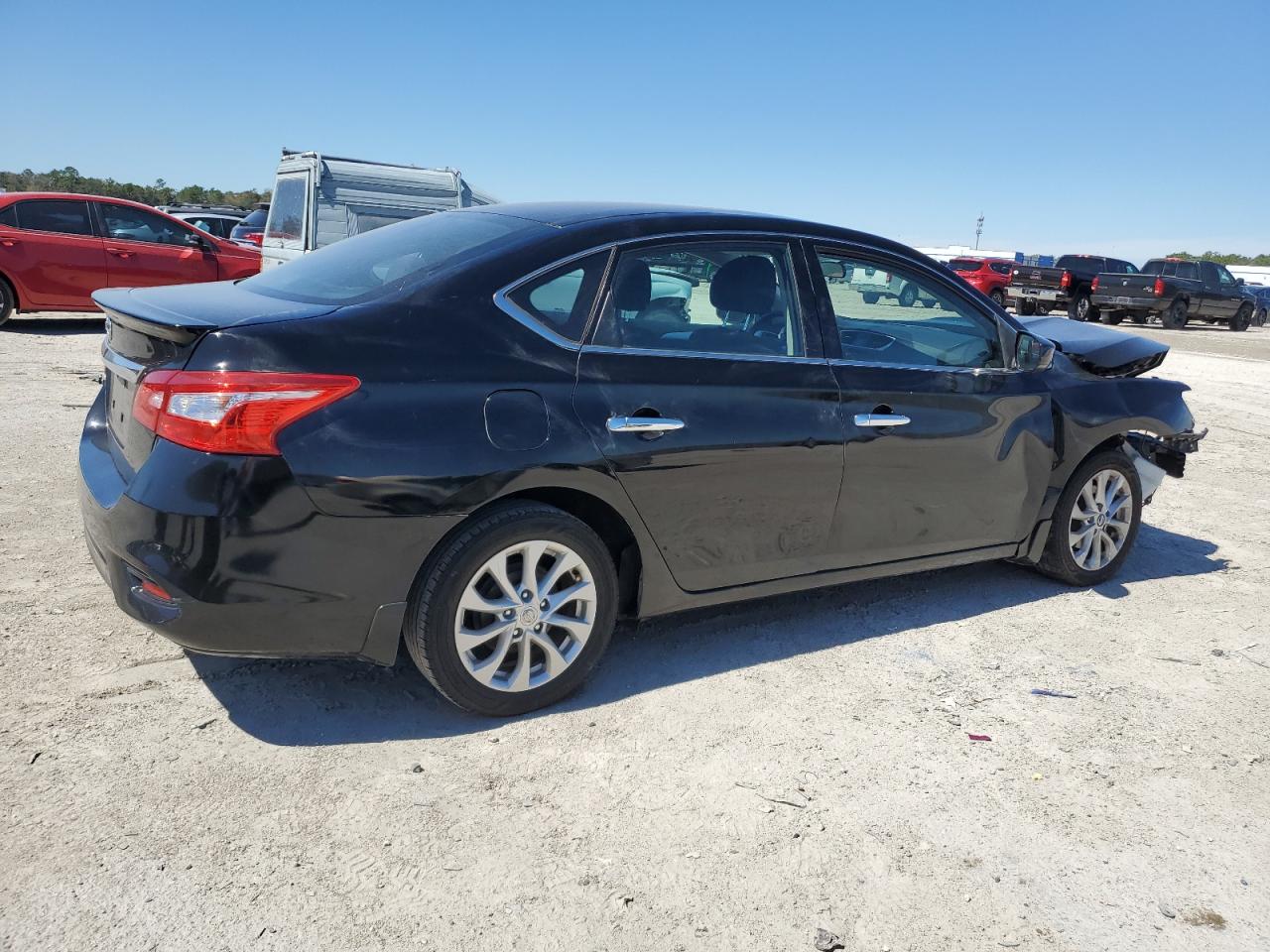 2017 Nissan Sentra VIN 3N1AB7APXHY319767 Copart auction photo, front end damage thumbnail 3