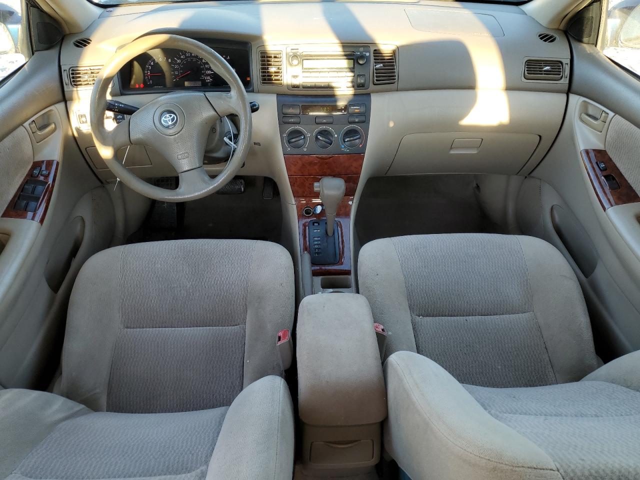 2007 Toyota Corolla VIN 1NXBR32E97Z782533 Copart auction photo, front end / side damage thumbnail 8
