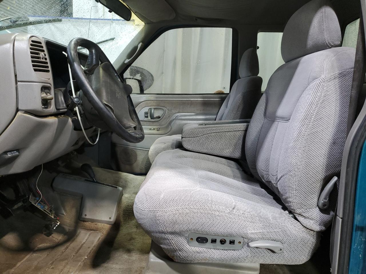 1995 GMC Sierra VIN 2GTEK19K5S1509969 Copart auction photo, all over damage thumbnail 7