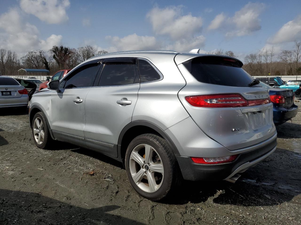 2018 Lincoln MKC VIN 5LMCJ1D90JUL18499 Copart auction photo, front end damage thumbnail 2