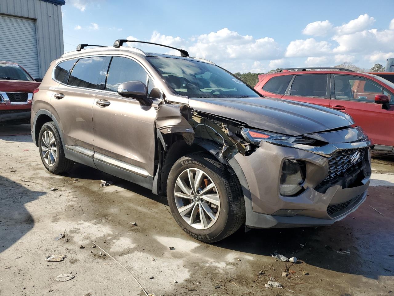 2020 Hyundai Santa Fe VIN 5NMS53ADXLH211949 Copart auction photo, front end damage thumbnail 4