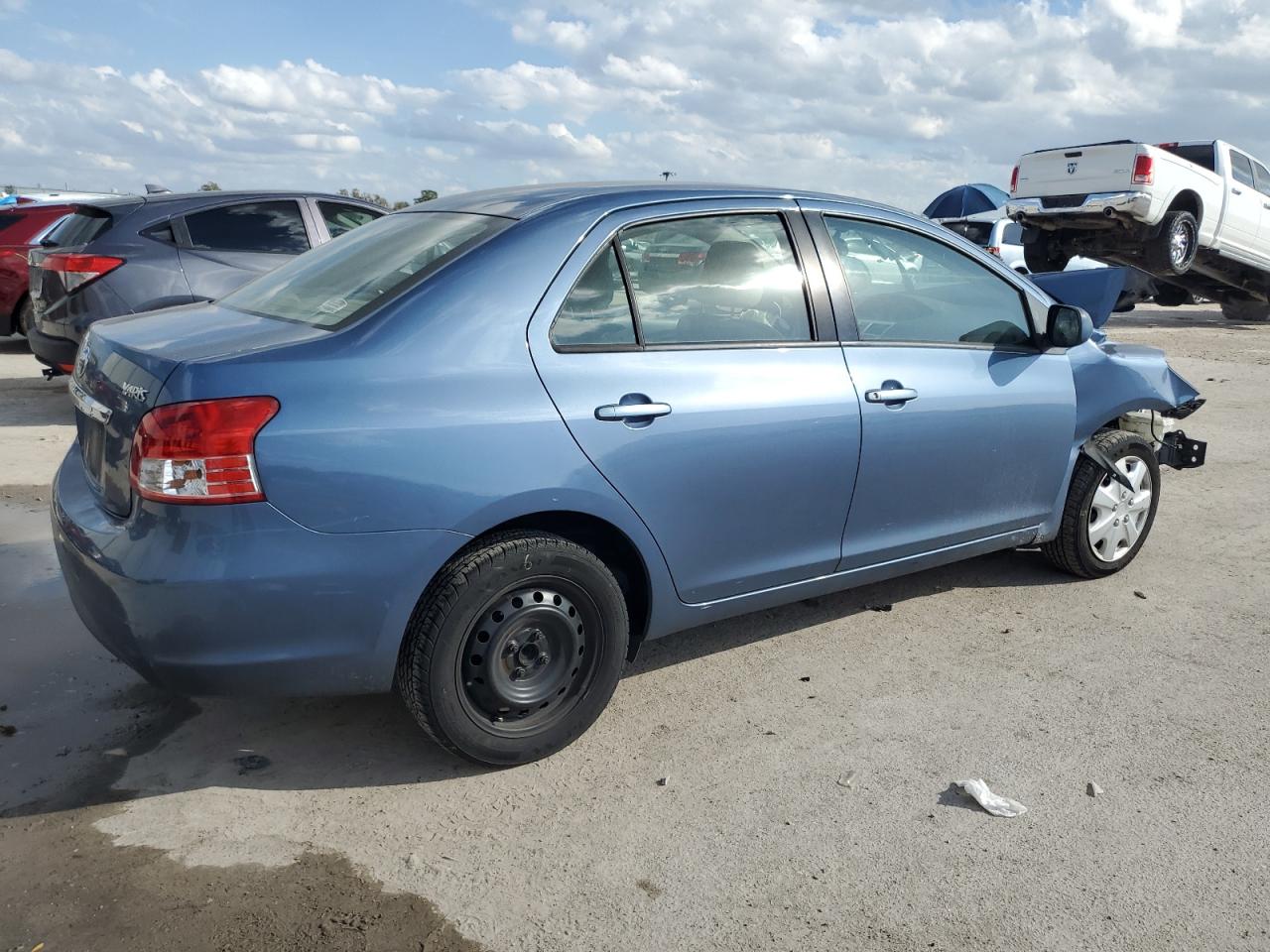 2007 Toyota Yaris VIN JTDBT923871087405 Copart auction photo, front end damage thumbnail 3