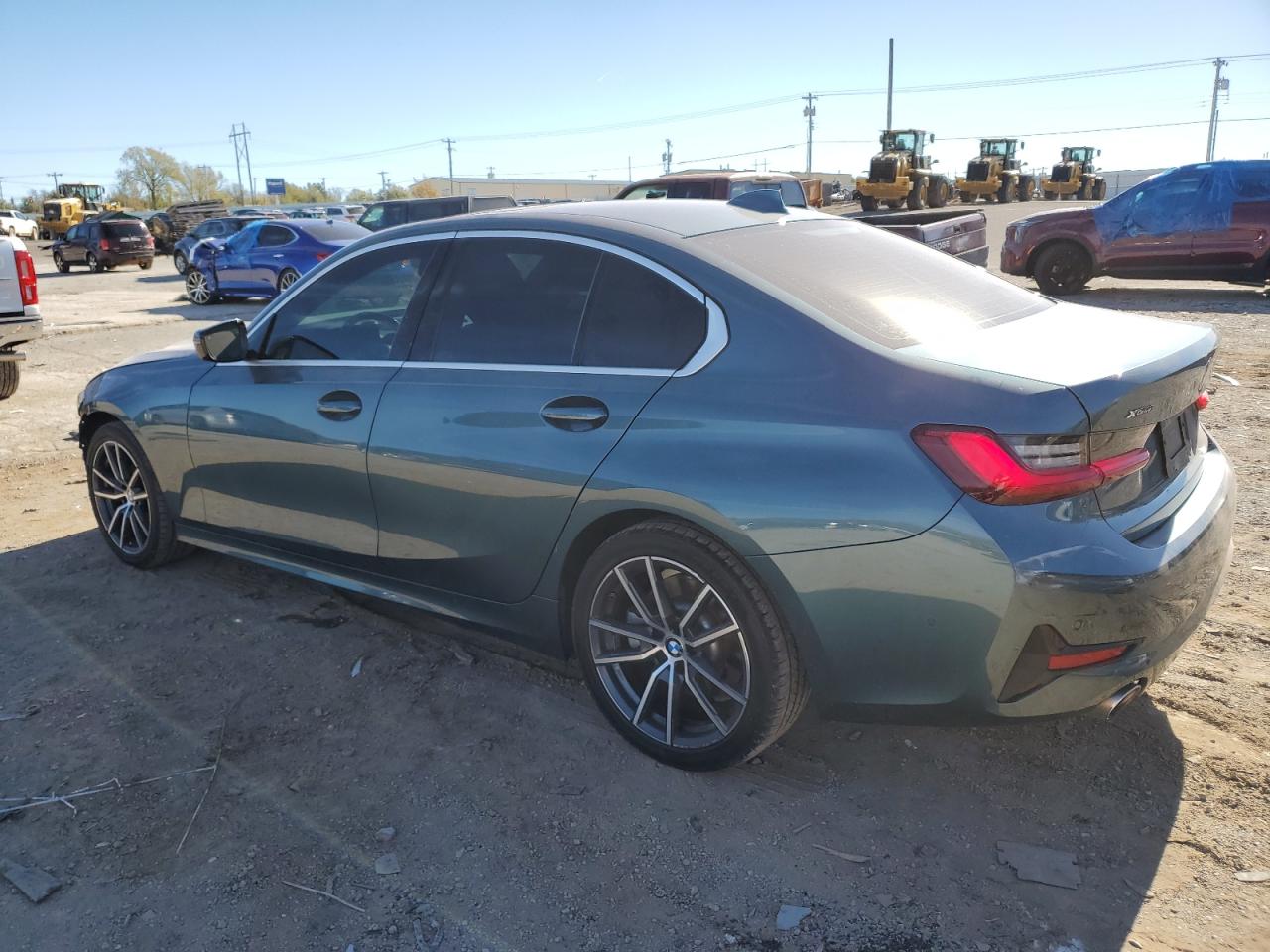 2020 BMW 3er VIN 3MW5R7J01L8B08962 Copart auction photo, front end / minor dent/scratches damage thumbnail 2