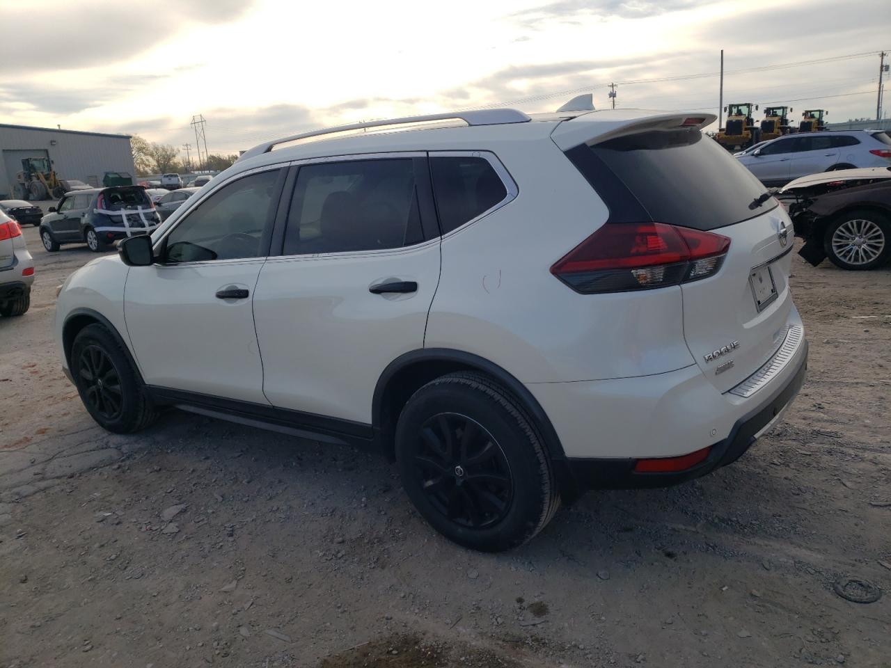2020 Nissan Rogue VIN KNMAT2MT9LP506224 Copart auction photo, hail damage thumbnail 2