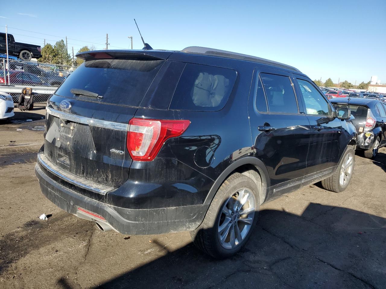 2018 Ford Explorer VIN 1FM5K8D80JGC67819 Copart auction photo, front end damage thumbnail 3