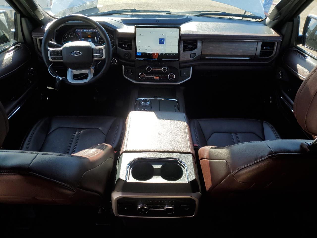2023 Ford Expedition VIN 1FMJK2A82PEA38563 Copart auction photo, front end damage thumbnail 8