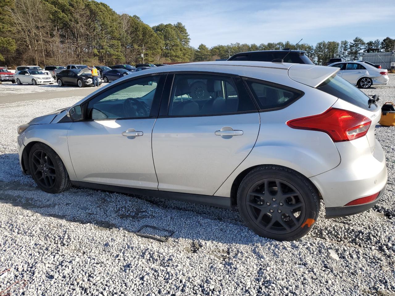 2016 Ford Focus VIN 1FADP3K26GL206029 Copart auction photo, front end / mechanical damage thumbnail 2