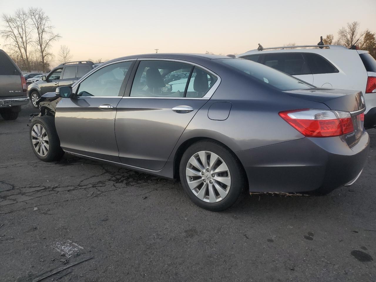2014 Honda Accord VIN 1HGCR2F87EA039523 Copart auction photo, front end / minor dent/scratches damage thumbnail 2