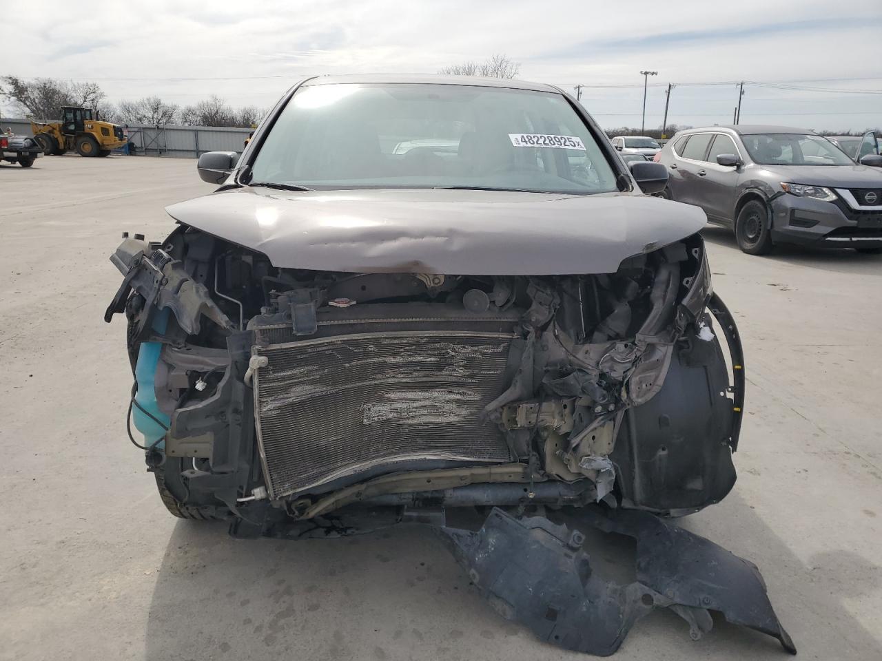 2014 Honda CR-V VIN 2HKRM4H34EH643723 Copart auction photo, front end / hail damage thumbnail 5