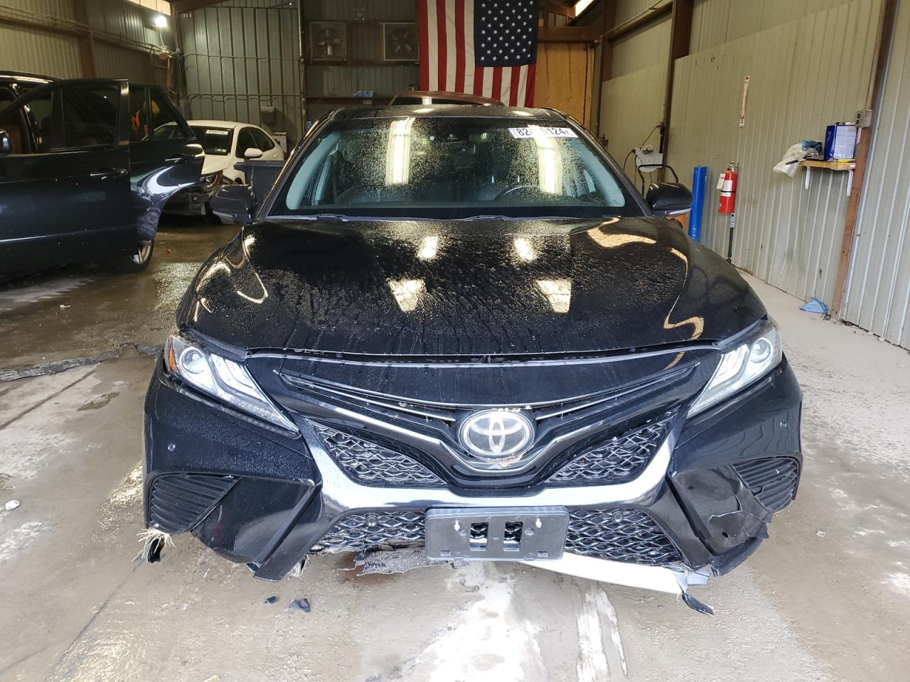2018 Toyota Camry VIN 4T1B61HK9JU514468 Copart auction photo, front end damage thumbnail 5