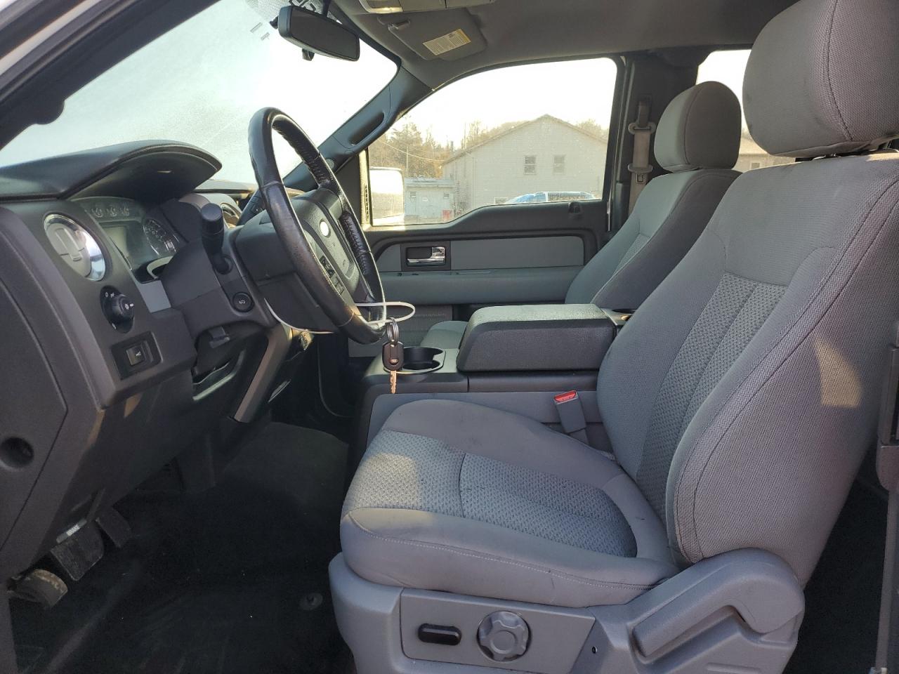 2012 Ford F-150 VIN 1FTFX1EF1CFB31643 Copart auction photo, burn / minor dent/scratches damage thumbnail 7