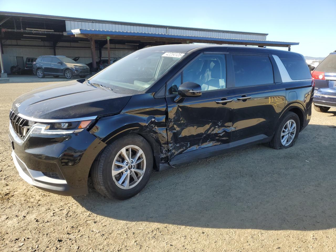 2023 KIA Carnival VIN KNDNB4H36P6243731