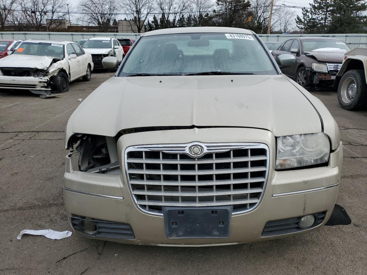 2006 Chrysler 300 VIN 2C3KA53G36H463111 Copart auction photo, front end / rear end damage thumbnail 5