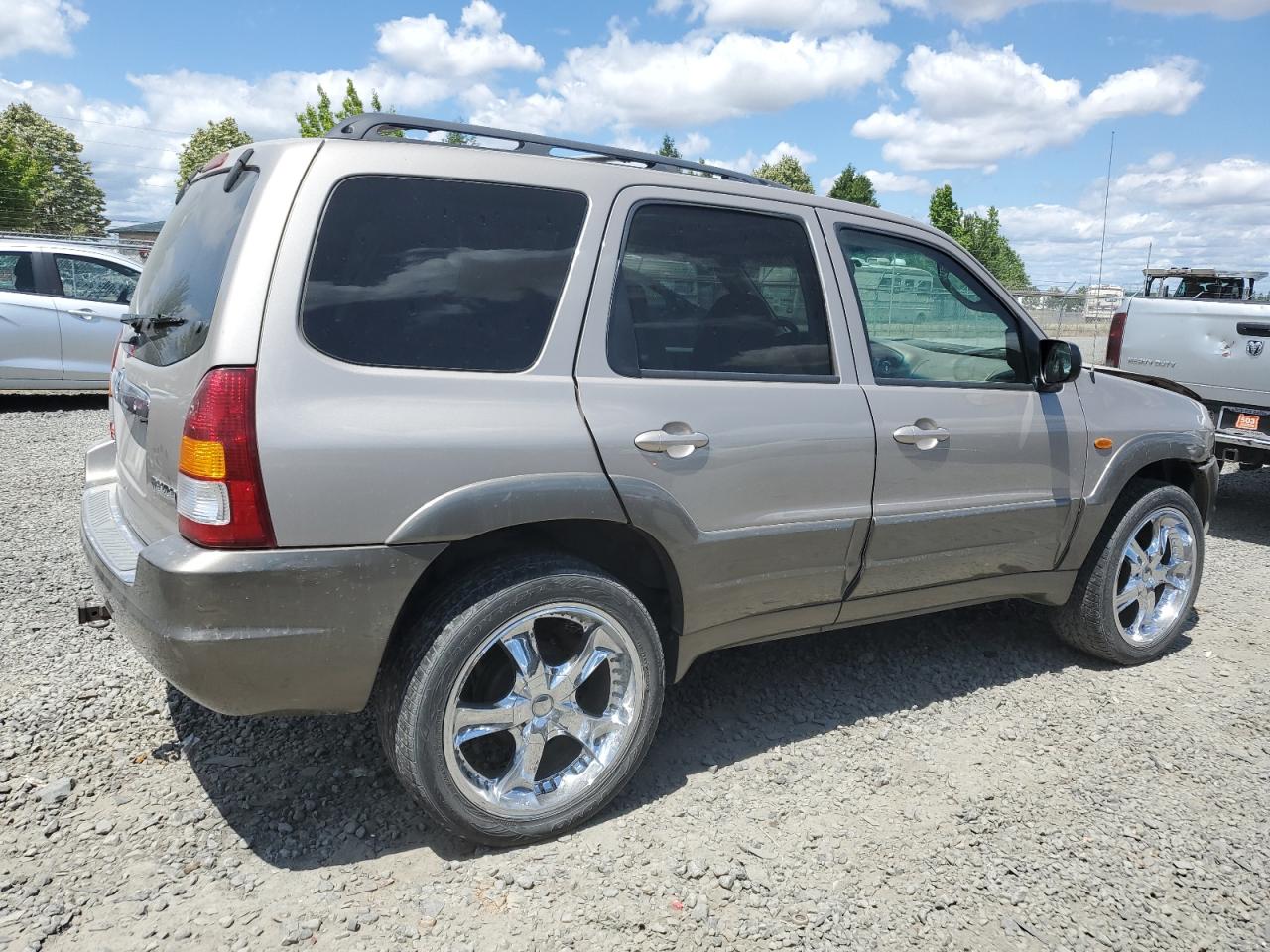 2001 Mazda Tribute VIN 4F2CU08141KM64641 Copart auction photo, front end damage thumbnail 3