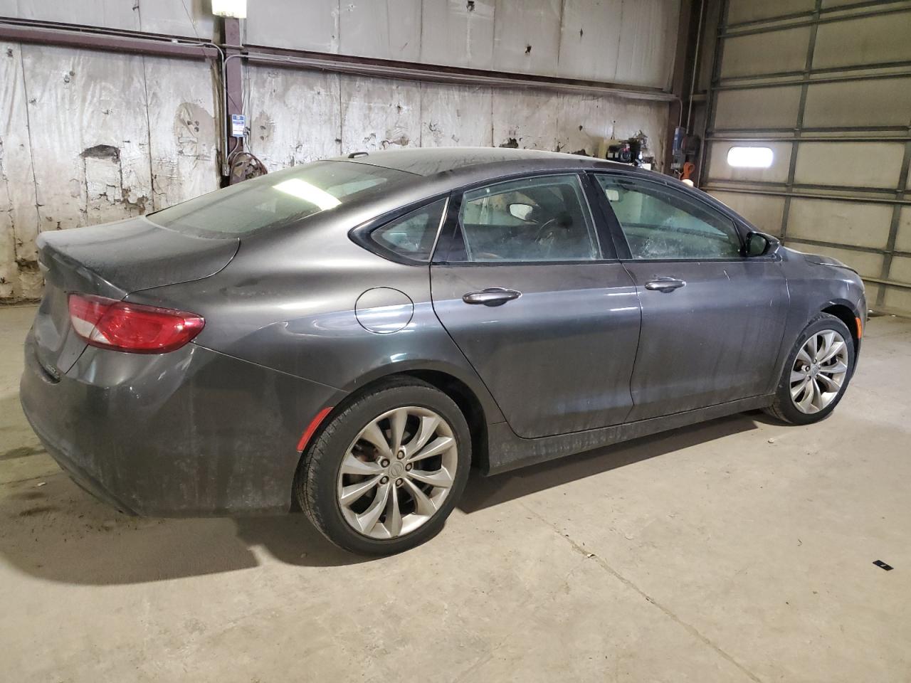 2015 Chrysler 200 VIN 1C3CCCBB9FN657917 Copart auction photo, side / front end damage thumbnail 3