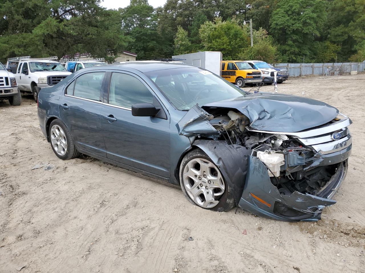 2011 Ford Fusion VIN 3FAHP0HA6BR125086 Copart auction photo, front end / side damage thumbnail 4