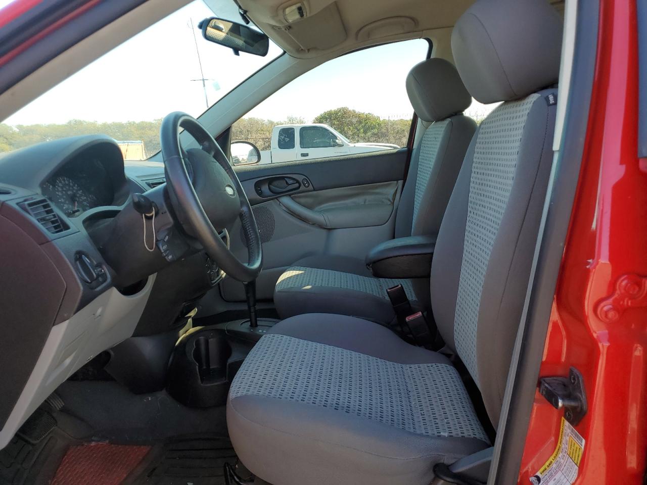 2007 Ford Focus VIN 1FAHP34NX7W324396 Copart auction photo, minor dent/scratches damage thumbnail 7