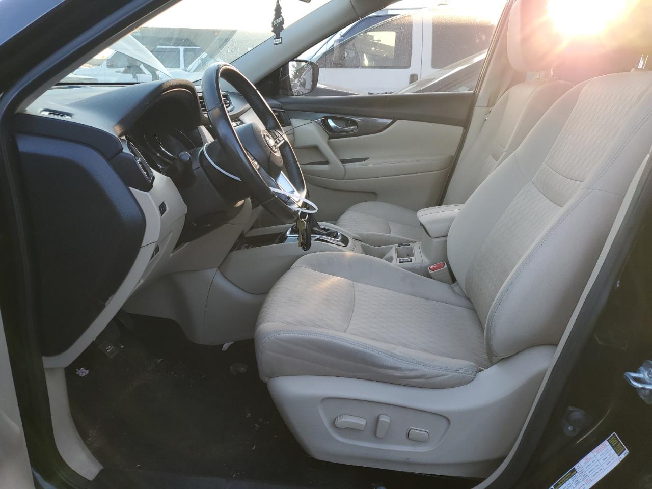 2017 Nissan Rogue VIN JN8AT2MT6HW154611 Copart auction photo, front end damage thumbnail 7
