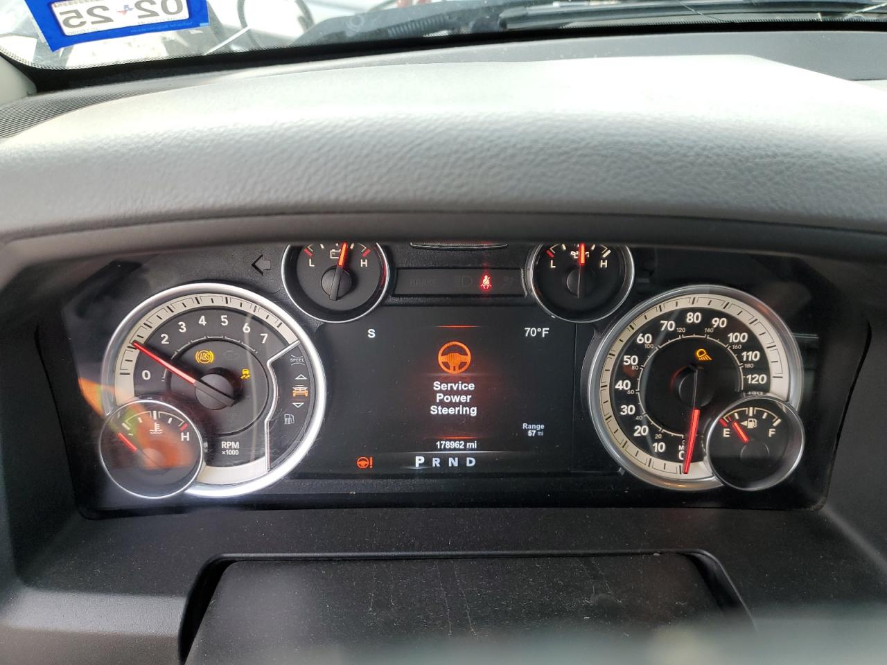 2018 RAM 1500 VIN 1C6RR6LTXJS160907 Copart auction photo, front end / minor dent/scratches damage thumbnail 9