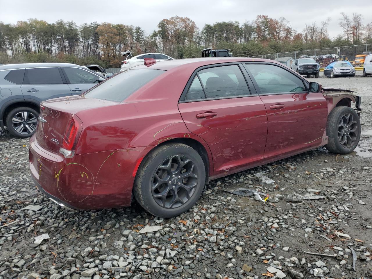 2019 Chrysler 300 VIN 2C3CCAGG9KH610740 Copart auction photo, front end / minor dent/scratches damage thumbnail 3