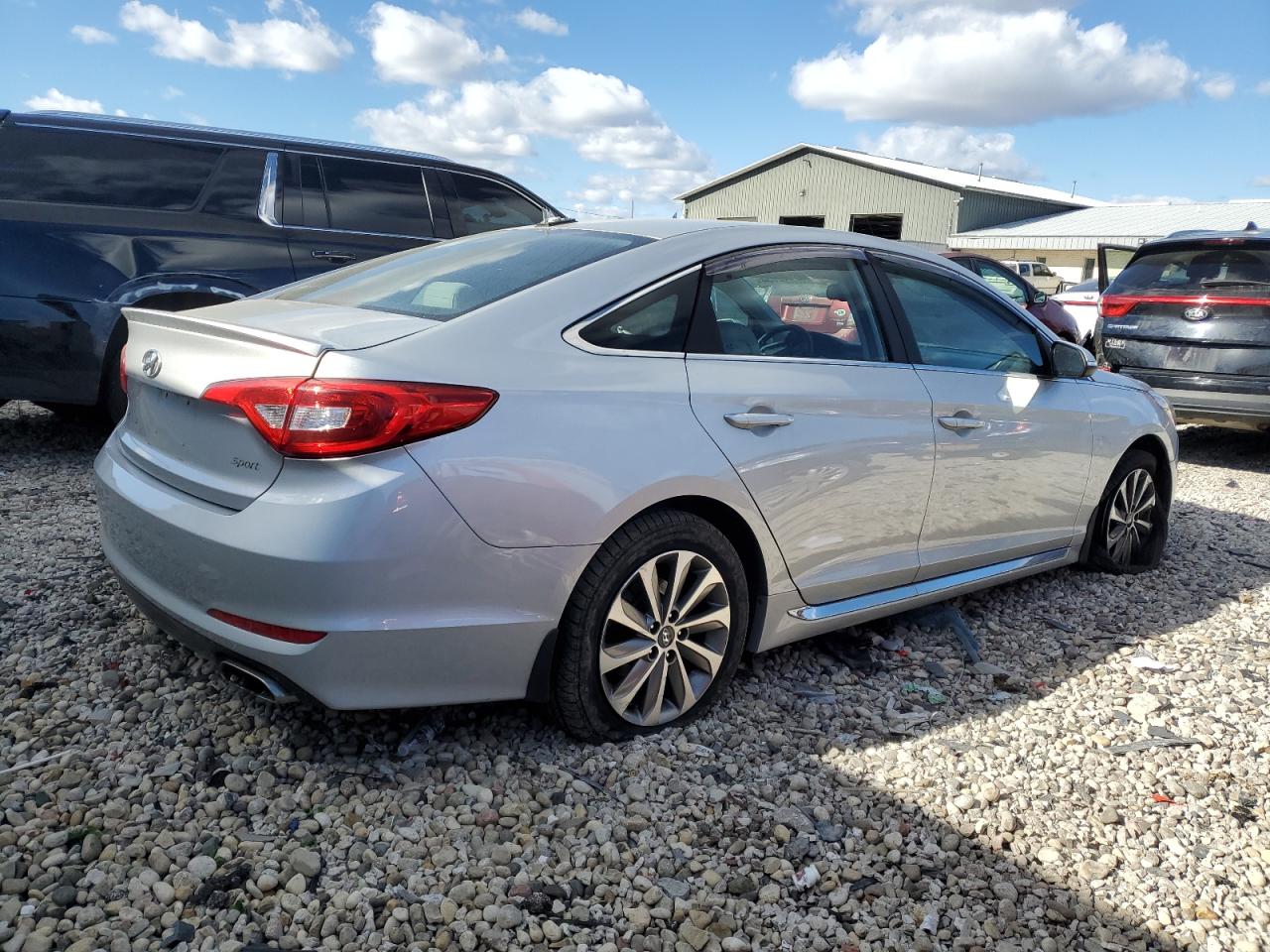 2017 Hyundai Sonata VIN 5NPE34AF3HH451784 Copart auction photo, vandalism damage thumbnail 3