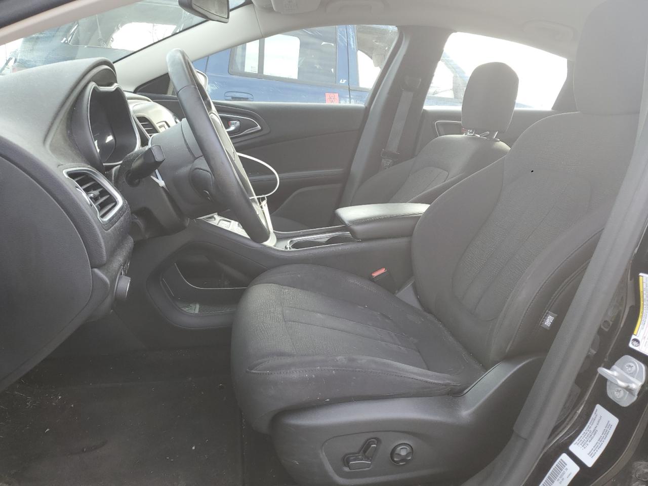 2015 Chrysler 200 VIN 1C3CCCAB7FN582720 Copart auction photo, front end / minor dent/scratches damage thumbnail 7