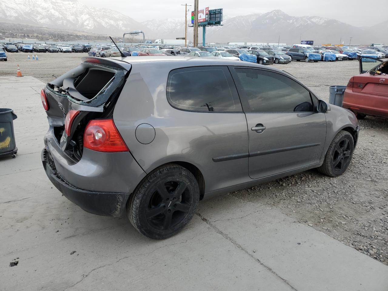 2007 Volkswagen Golf VIN WVWBR71K67W061156 Copart auction photo, rear end damage thumbnail 3
