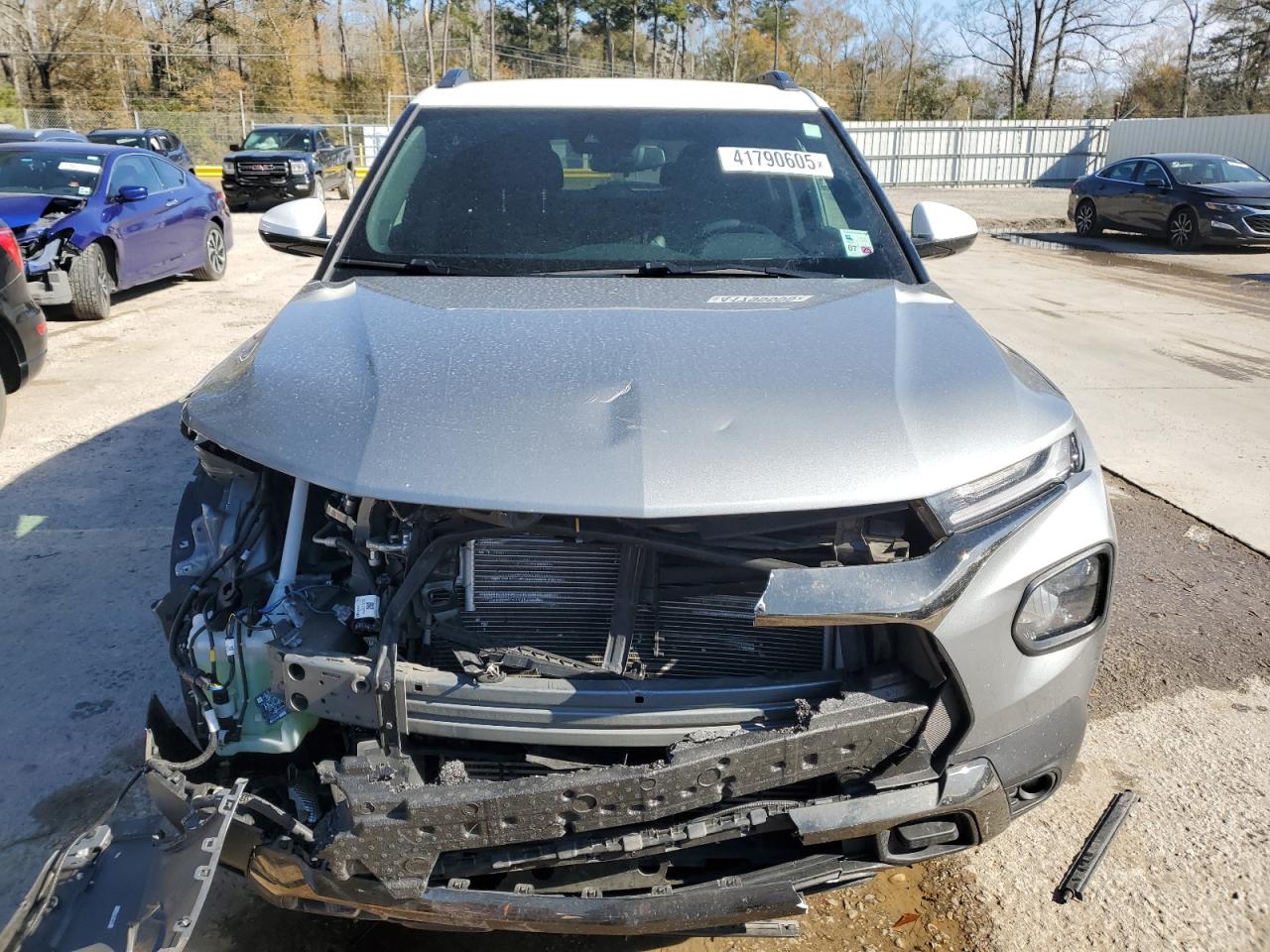 2023 Chevrolet TrailBlazer VIN KL79MVSL0PB183637 Copart auction photo, front end damage thumbnail 5
