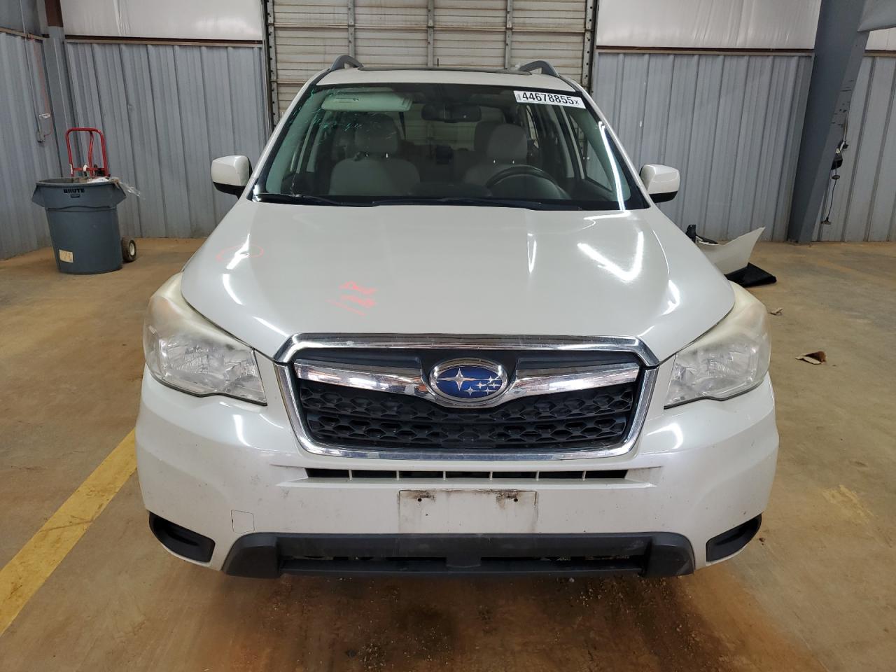 2015 Subaru Forester VIN JF2SJADC7FH460591 Copart auction photo, rear end / side damage thumbnail 5