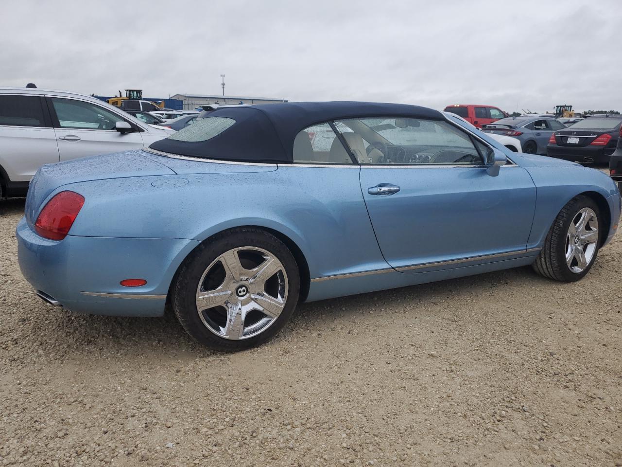 2007 Bentley Continental VIN SCBDR33W67C048204 Copart auction photo, water/flood damage thumbnail 3