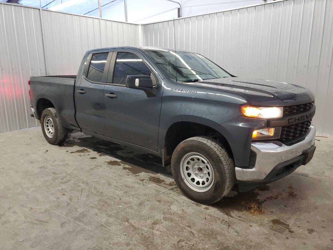2019 Chevrolet Silverado VIN 1GCRWAEF8KZ205511 Copart auction photo, minor dent/scratches damage thumbnail 4