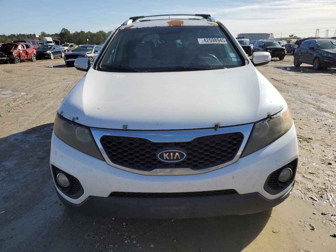 2011 KIA Sorento VIN 5XYKT3A13BG102351 Copart auction photo, front end / minor dent/scratches damage thumbnail 5