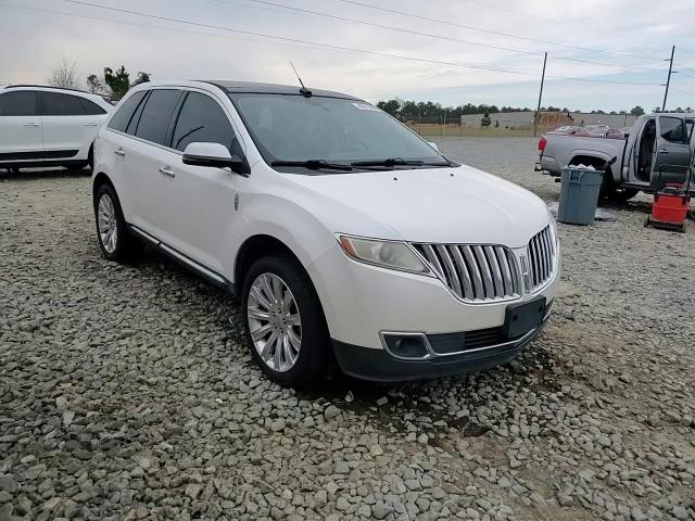 2012 Lincoln MKX VIN 2LMDJ6JK6CBL08035 Copart auction photo, side / rear end damage thumbnail 14