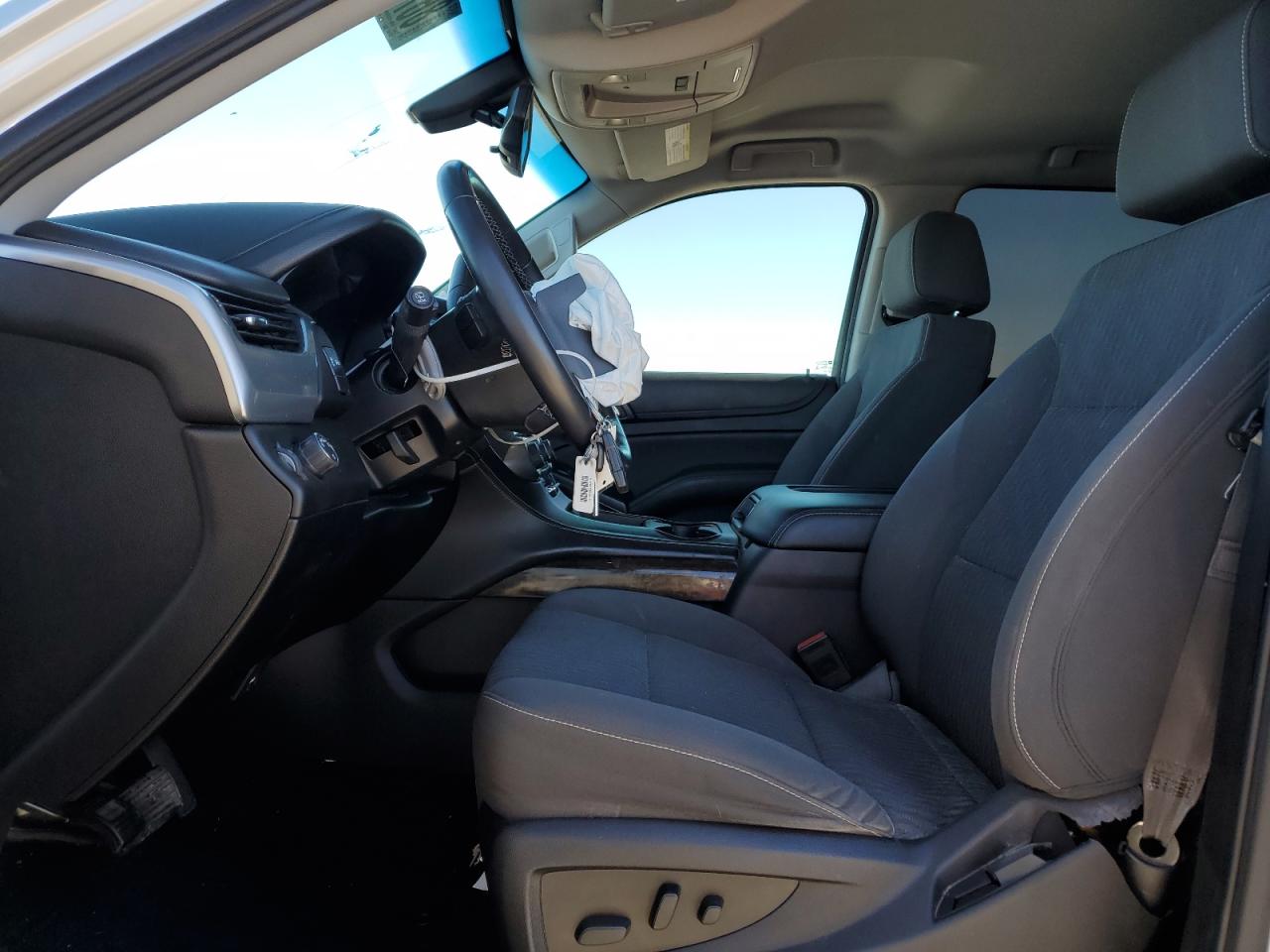 2016 Chevrolet Tahoe VIN 1GNSCAKC3GR378226 Copart auction photo, front end / side damage thumbnail 7