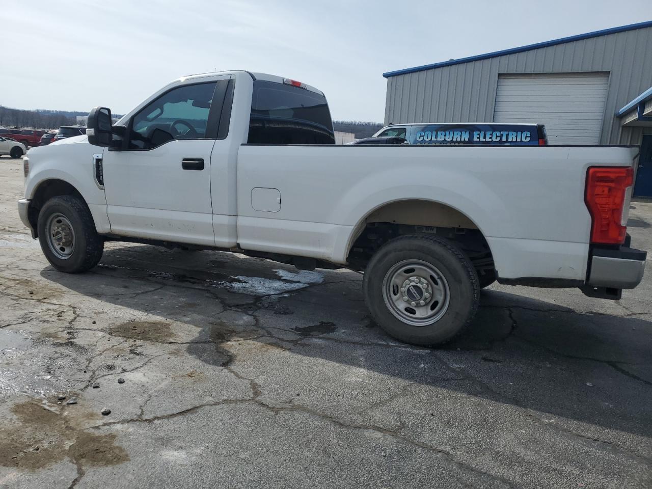 2019 Ford F250 VIN 1FTBF2A64KEE41867 Copart auction photo, side / undercarriage damage thumbnail 2