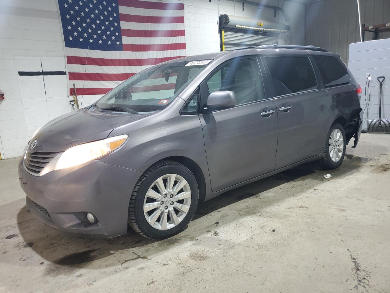 2013 Toyota Sienna VIN 5TDDK3DC6DS065469