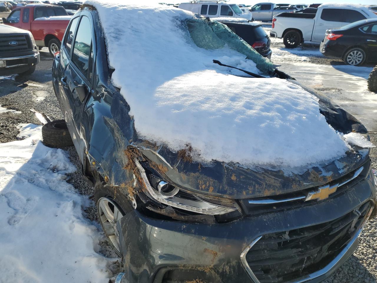 2021 Chevrolet Trax VIN KL7CJLSB3MB340194 Copart auction photo, rollover damage thumbnail 4