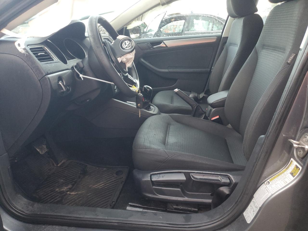 2015 Volkswagen Jetta VIN 3VWD17AJ7FM323141 Copart auction photo, front end damage thumbnail 7