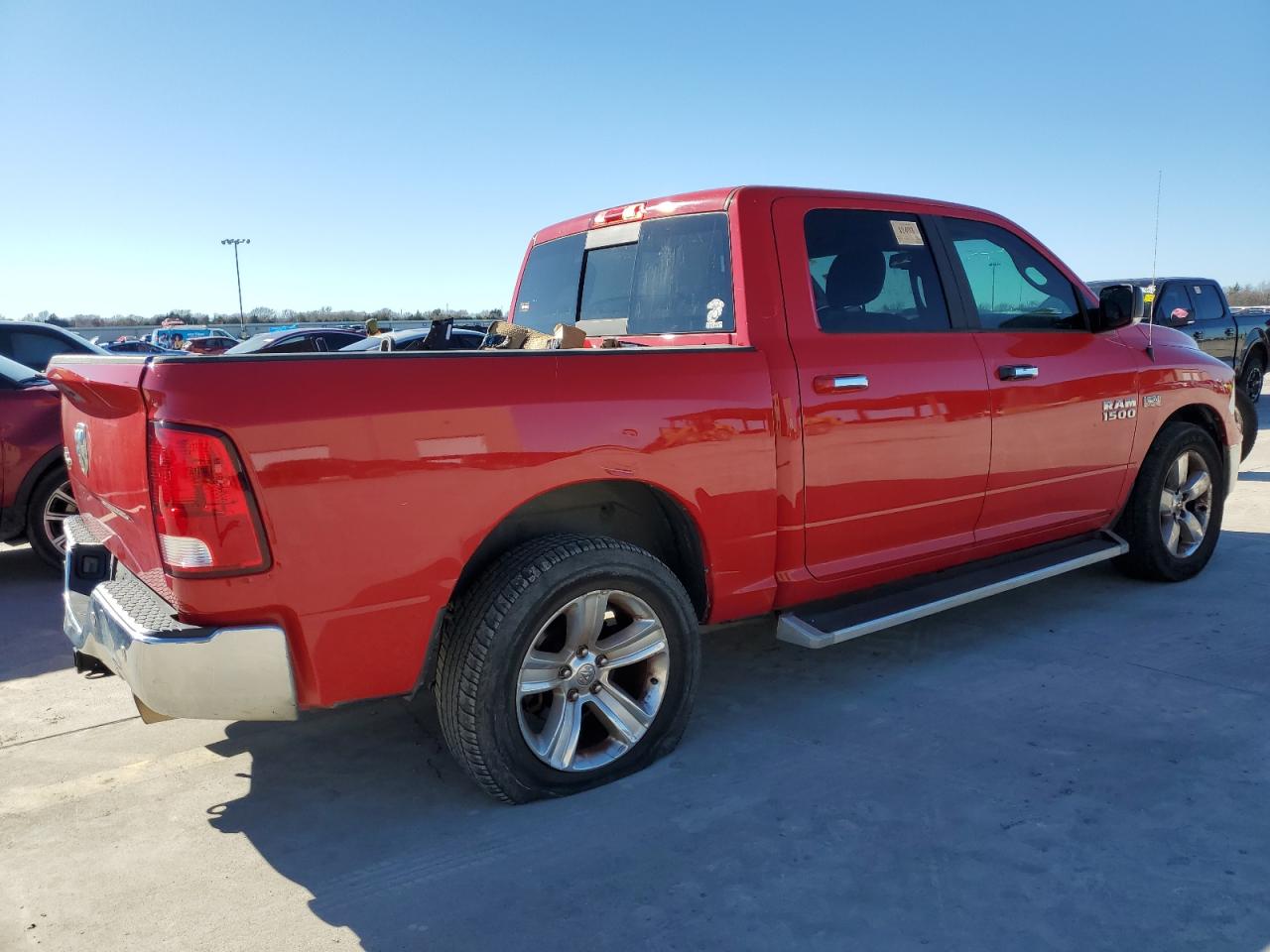 2018 RAM 1500 VIN 3C6RR6LT8JG219167 Copart auction photo, minor dent/scratches damage thumbnail 3